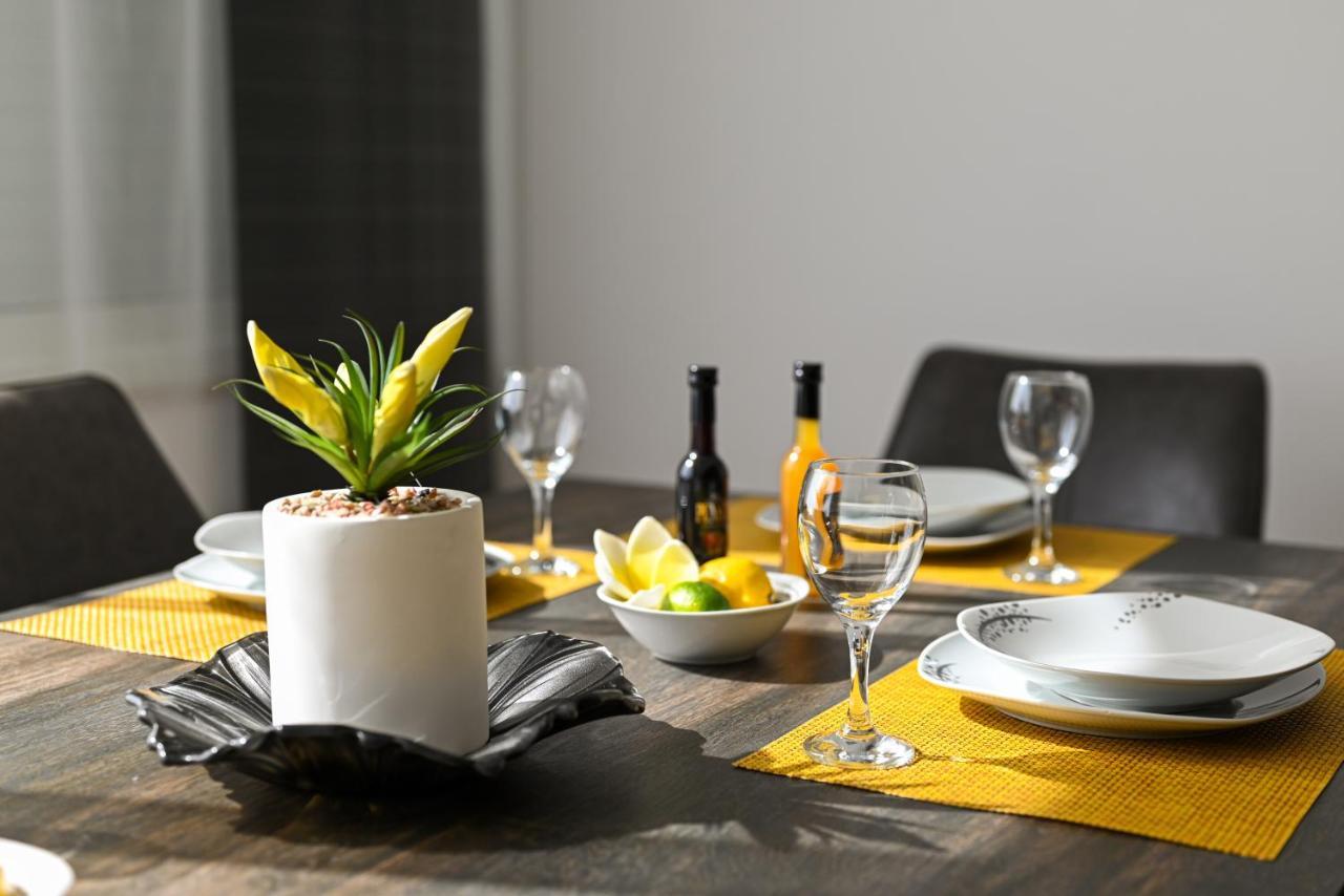 Apartmani Cesarica Трогир Екстериор снимка