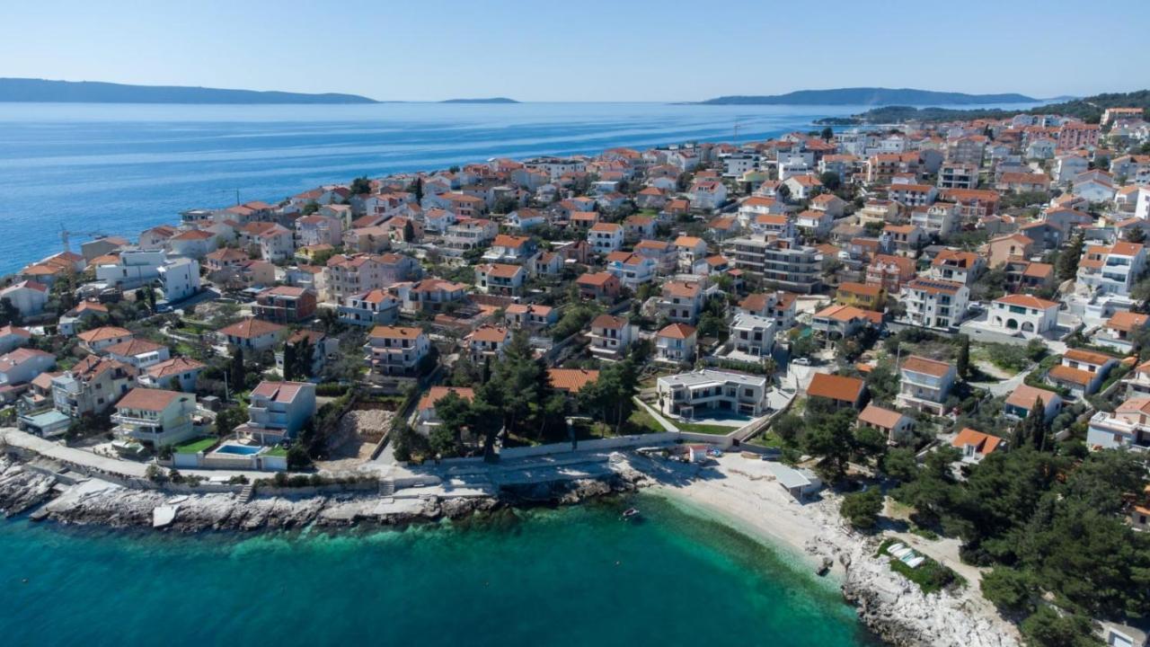 Apartmani Cesarica Трогир Екстериор снимка