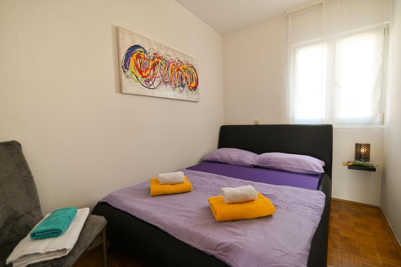 Apartmani Cesarica Трогир Екстериор снимка